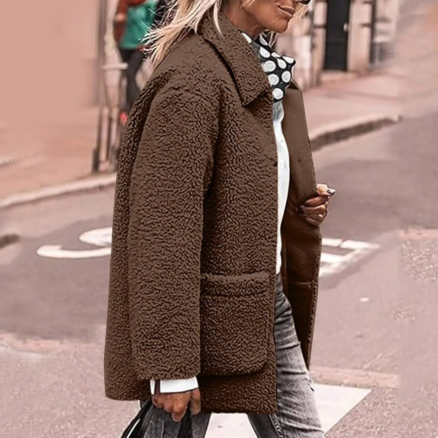 Fuzzy Fleece Jacket for Women Plus Size Button Down Lapel Sherpa Coats with Pocket Fluffy Winter Outerwear Warm Coat