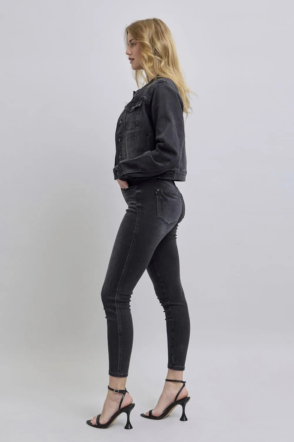 Judy Blue Mid-Length Black Jacket  Stretch Denim Comfort, Classic Style, Versatile Outerwear -7878