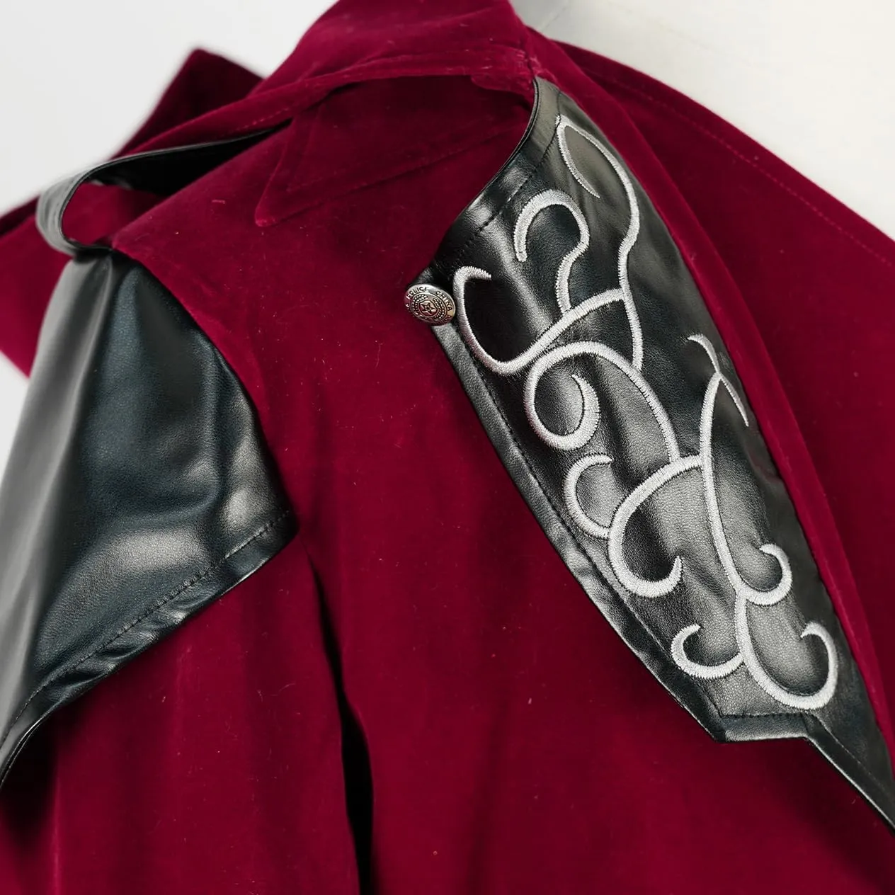 Men's Steampunk Jacket Gothic Costume Tailcoat Jacket Victorian Pirate Vintage Halloween Vampire Cosplay Costumes