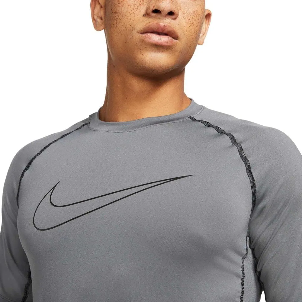 Nike Pro Dri-FIT Men's Slim Fit Short-Sleeve Dri-Fit Top