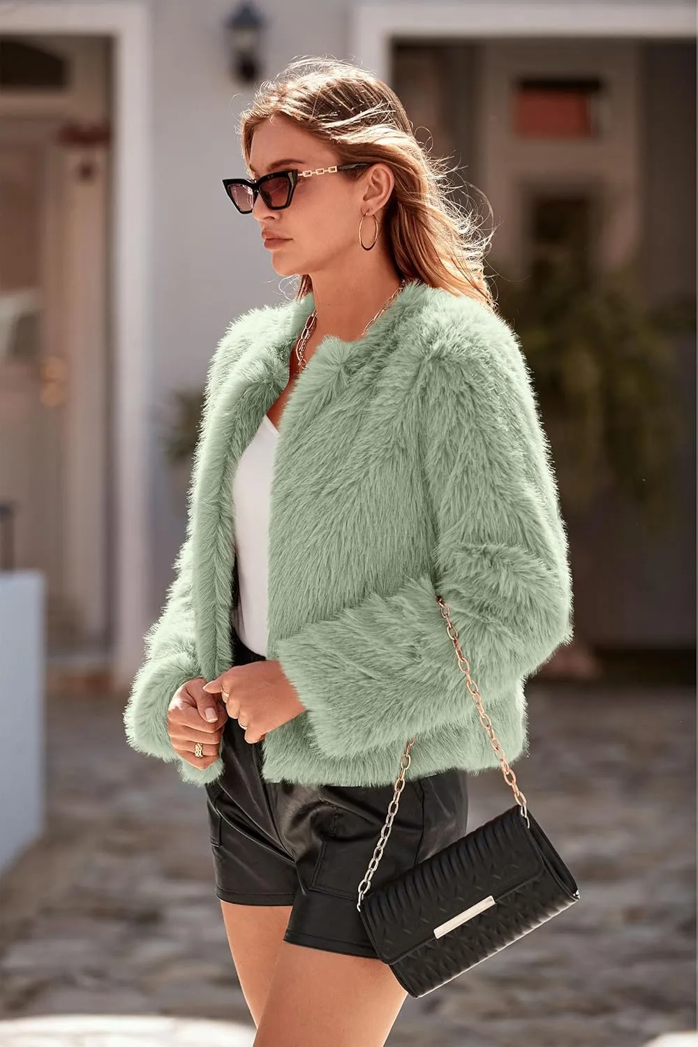 PRETTYGARDEN Women's 2025 Winter Coats Fleece Cropped Jacket Faux Fur Long Sleeve Pockets Shaggy Warm Outerwear Fall Clothes