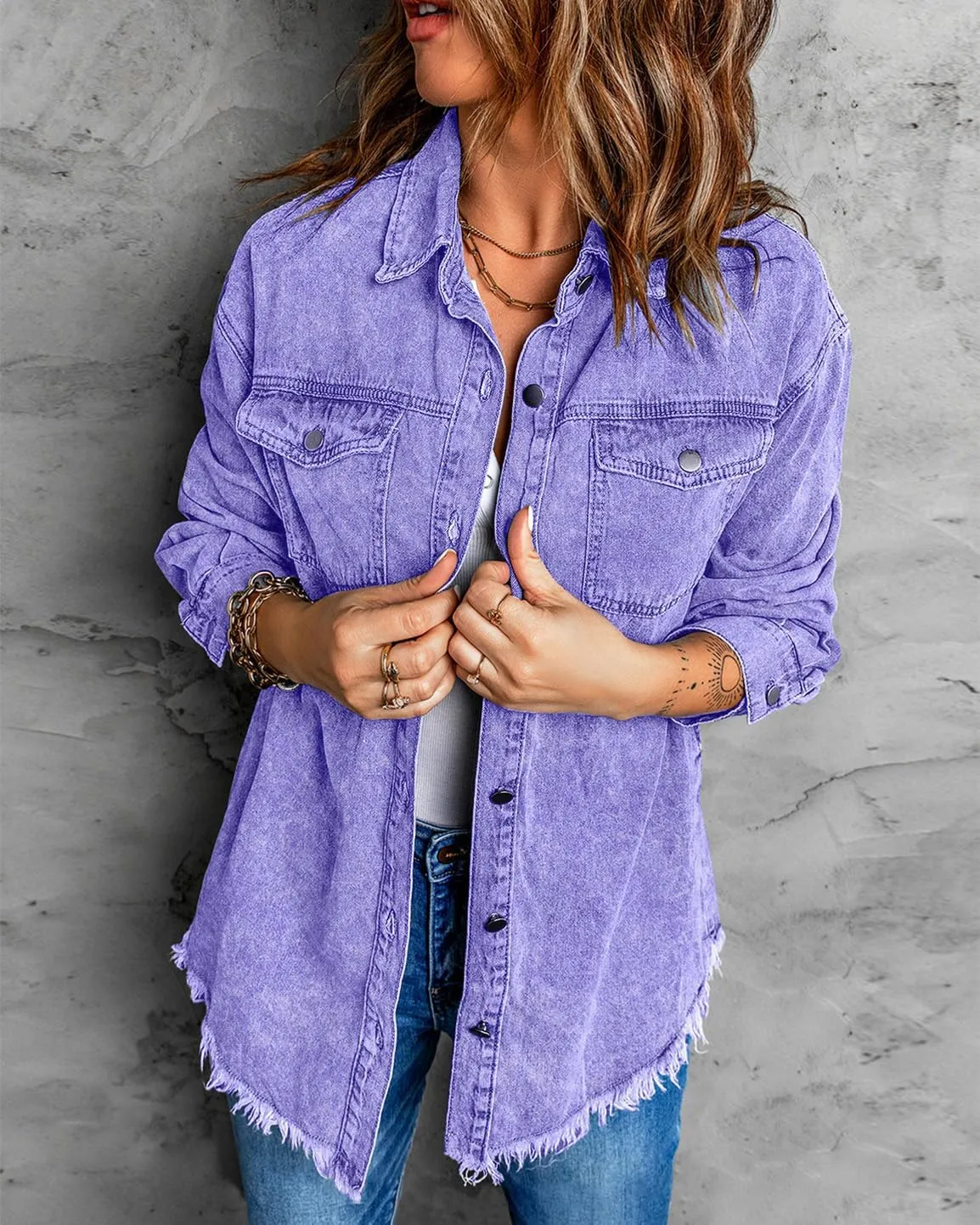 Vetinee Womens Oversized Button Up Frayed Hem Shacket Long Sleeve Pockets Denim Jean Jacket