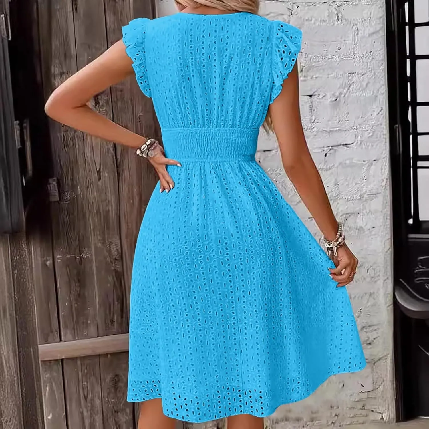 Women's Summer Dresses Sexy Eyelet Lace Embroidery Smocked Dress Flutter Sleeve Midi Long Beach Vacation Sundress